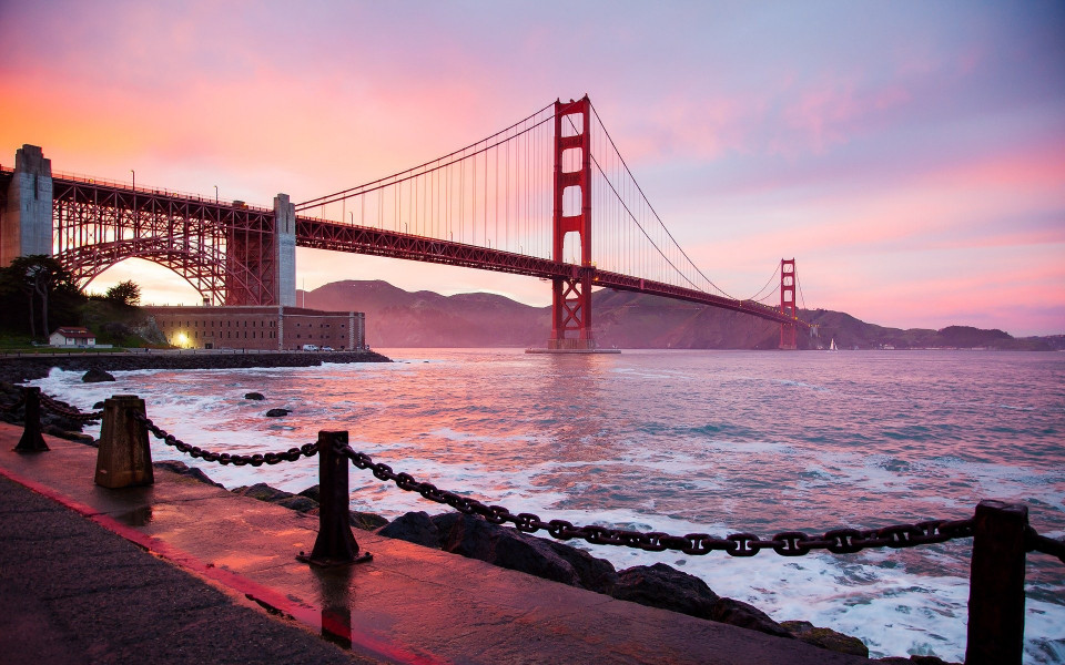 Golden Gate Bridge in San Francisco
