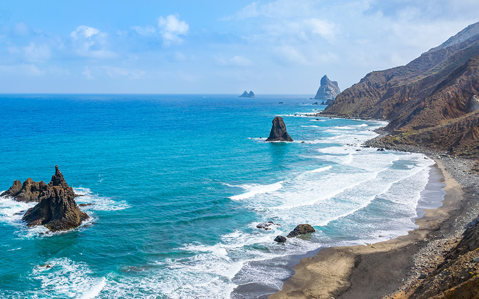 Teneriffa Urlaub: Felsiger Strand von Teneriffa