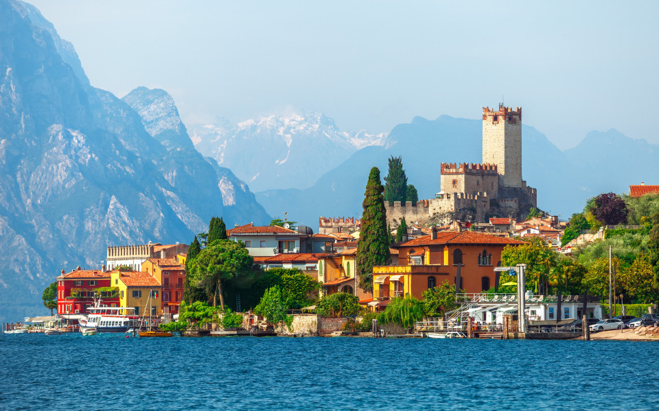 Alter Turm in der Altstadt von Malcesine