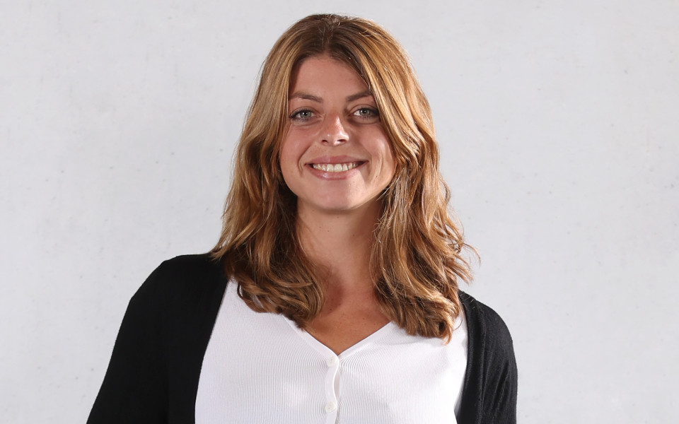 Portraitfoto von Autorin Nadja